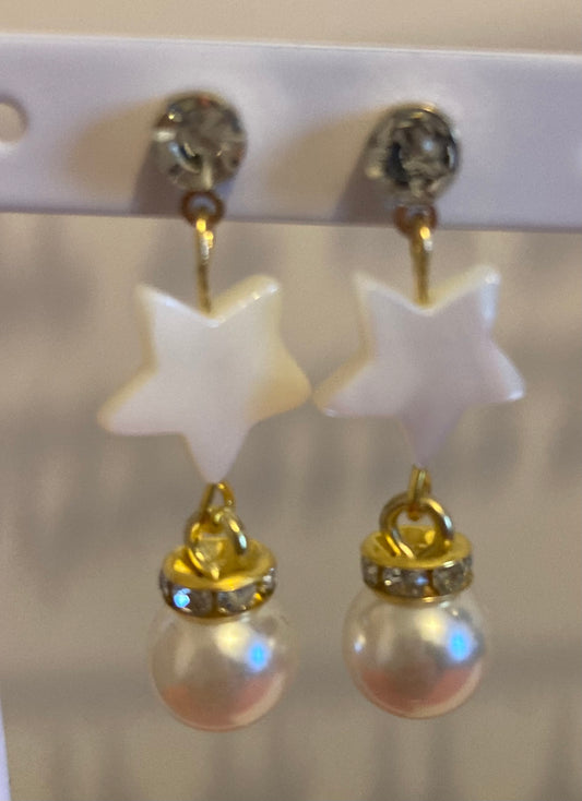 Boucles perles et étoiles